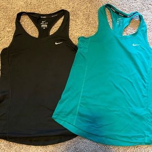 Women’s small Nike tank tops